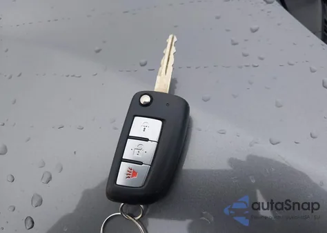 2017 Nissan Rogue Sport S z USA, uszkodzony, nr VIN JN1BJ1CR0HW109429